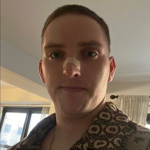 Meet your Posher, Tom